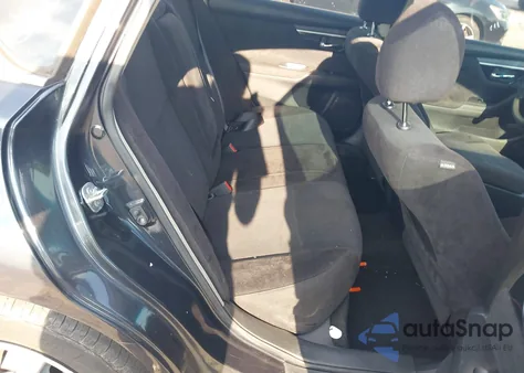 2013 Nissan Altima 2.5 S z USA, uszkodzony, nr VIN 1N4AL3AP8DC218240